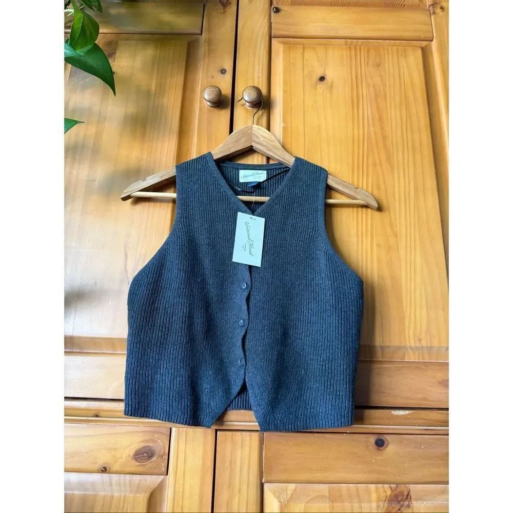 NWT Universal Thread Ribbed Knit Button-Front Sweater Vest – Size Small - Picture 4 of 10